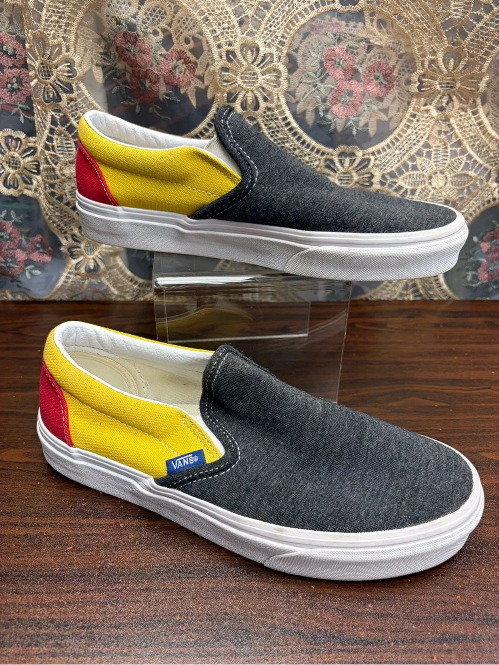 Unisex Vans Coastal Slip on Shoes